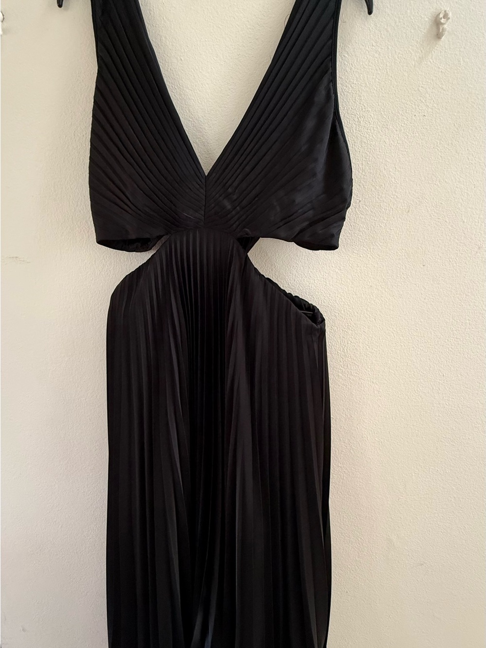 Abercrombie & Fitch Black Backless Pleated Maxi Dress